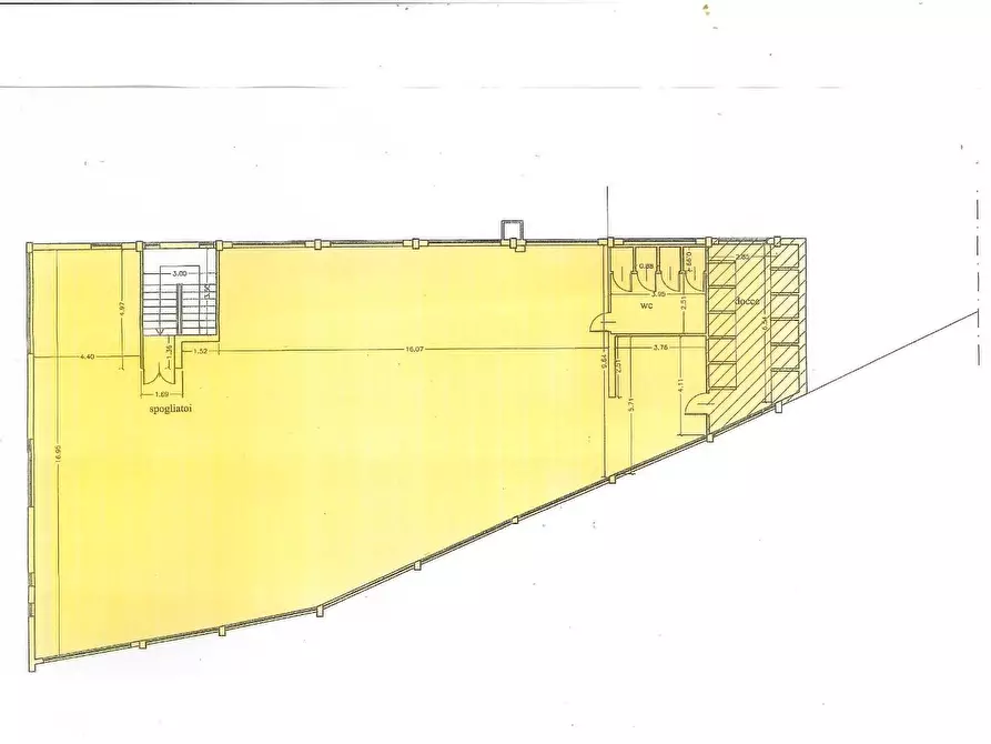 Immagine 3 di Capannone industriale in affitto  a Livorno