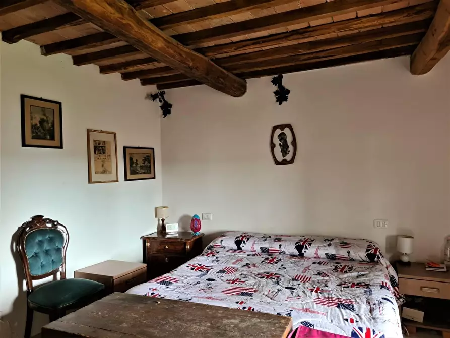 Immagine 4 di Porzione di casa in vendita  a Murlo