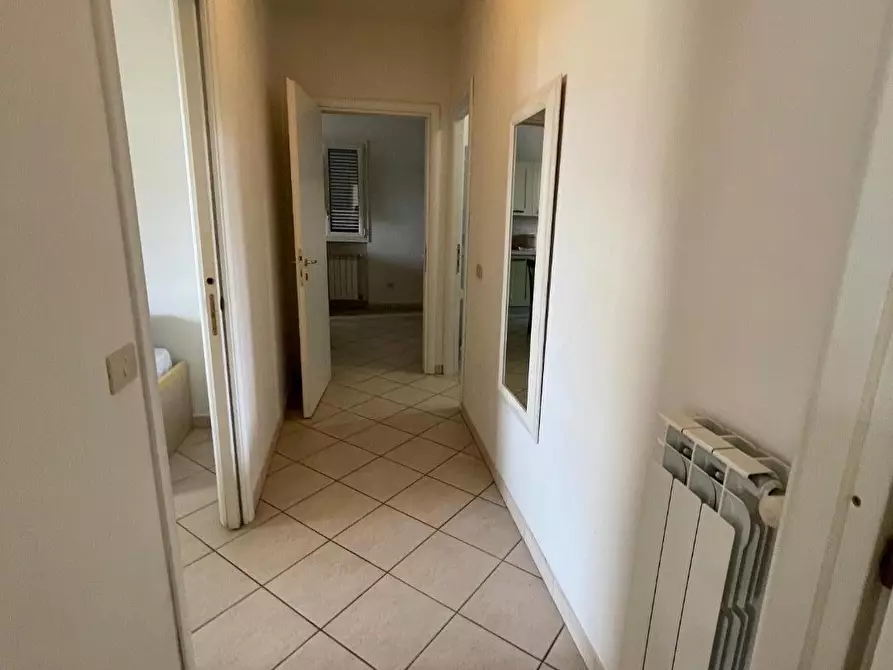 Immagine 6 di Appartamento in vendita  a Montignoso