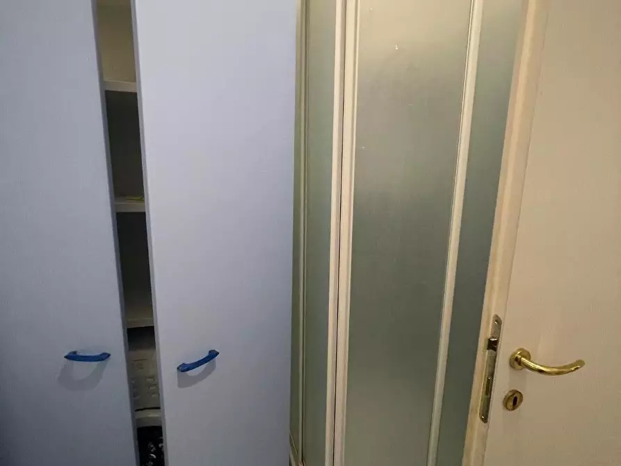 Immagine 8 di Appartamento in vendita  a Montignoso