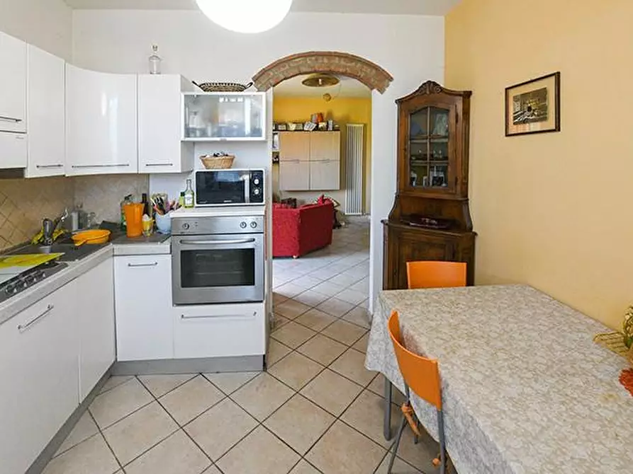 Immagine 5 di Porzione di casa in vendita  a Murlo