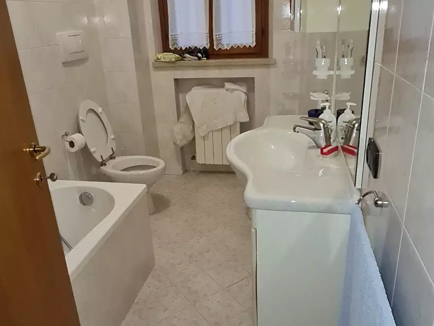 Immagine 13 di Appartamento in vendita  a Monteriggioni