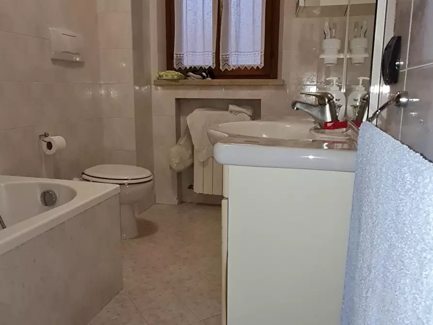 Immagine 15 di Appartamento in vendita  a Monteriggioni