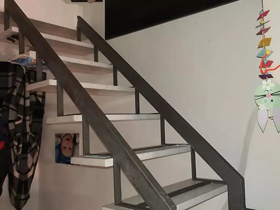 Immagine 2 di Porzione di casa in vendita  a Carrara