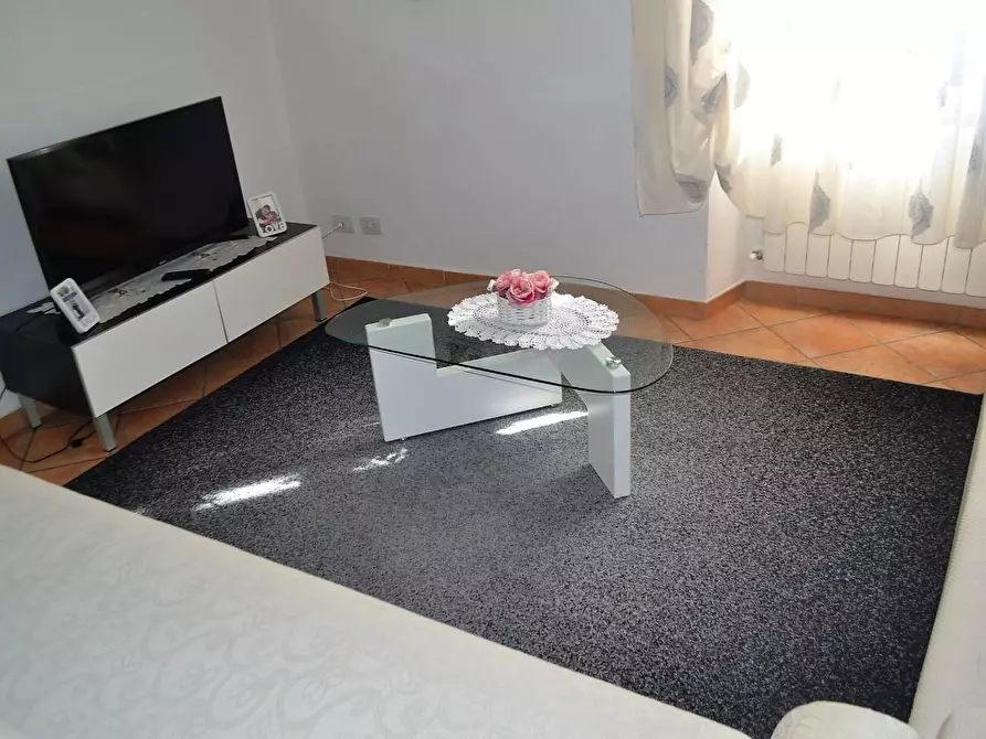 Immagine 8 di Appartamento in vendita  a Poggibonsi