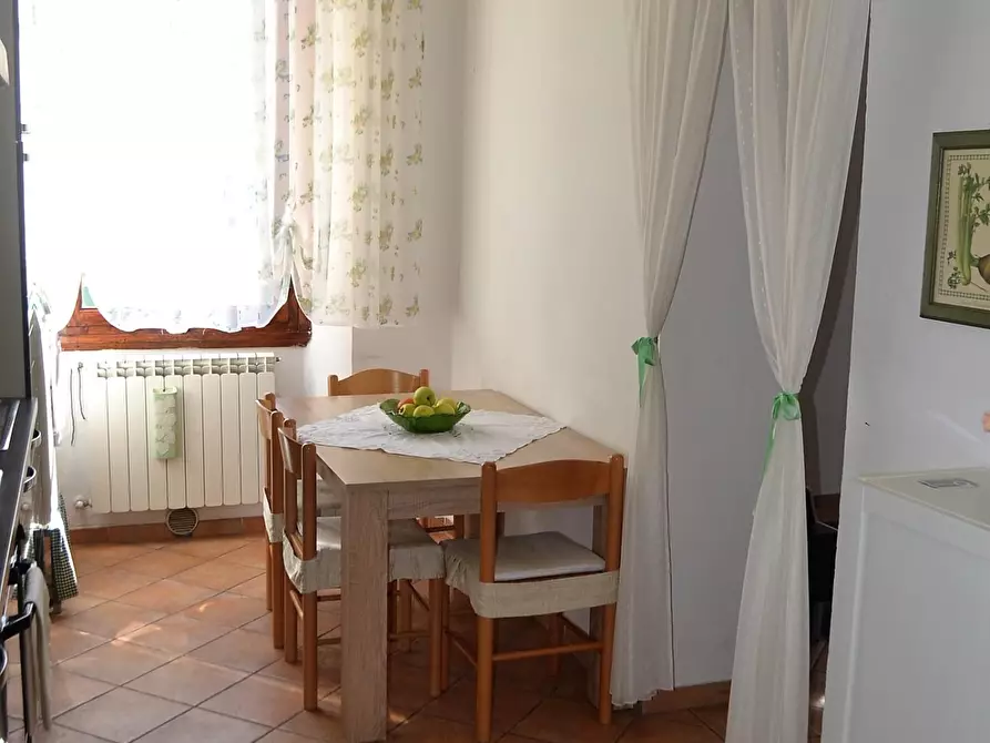 Immagine 2 di Appartamento in vendita  a Poggibonsi