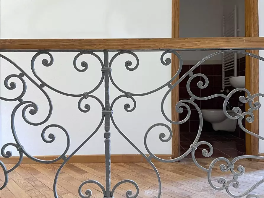 Immagine 33 di Villa in vendita  a Camaiore