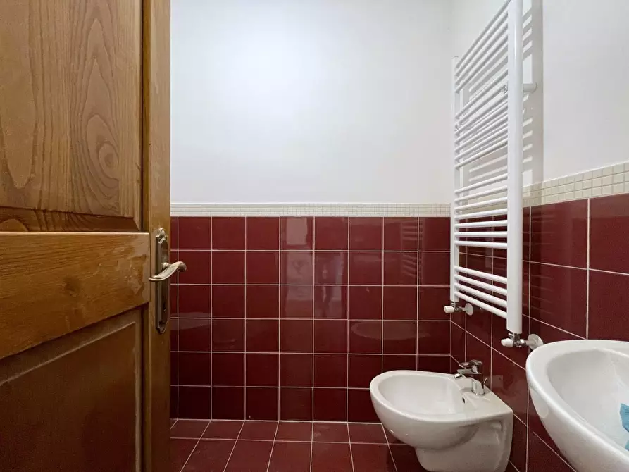 Immagine 44 di Villa in vendita  a Camaiore