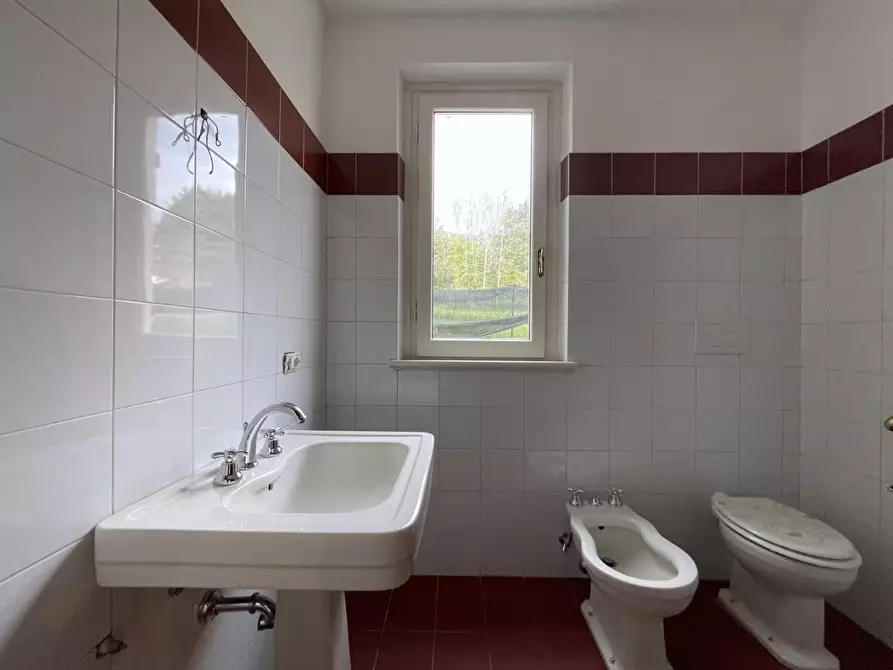 Immagine 27 di Villa in vendita  a Camaiore