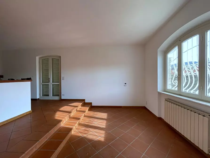 Immagine 19 di Villa in vendita  a Camaiore