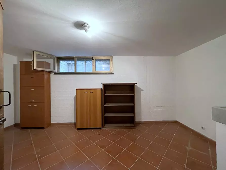 Immagine 91 di Villa in vendita  a Camaiore