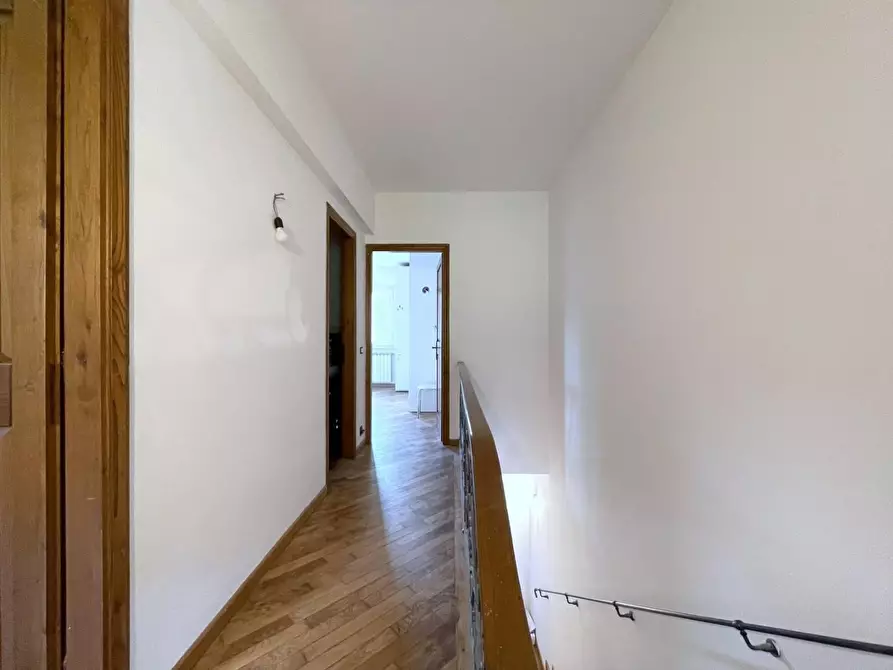 Immagine 36 di Villa in vendita  a Camaiore