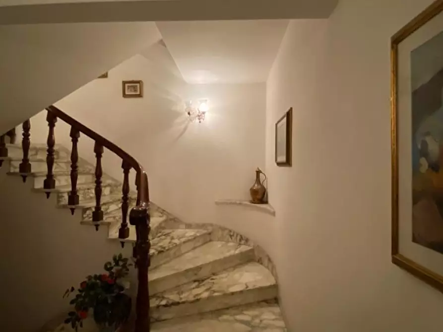 Immagine 5 di Appartamento in vendita  a Empoli