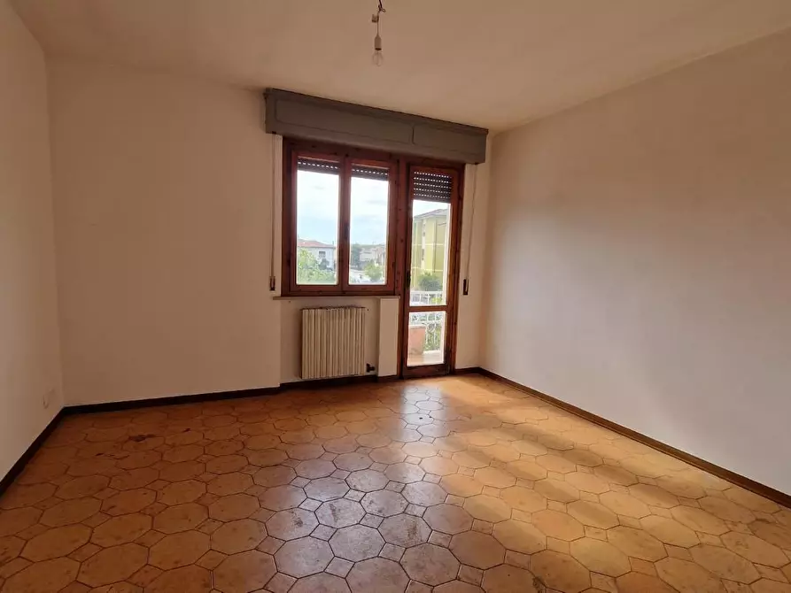 Immagine 2 di Appartamento in vendita  a Pisa