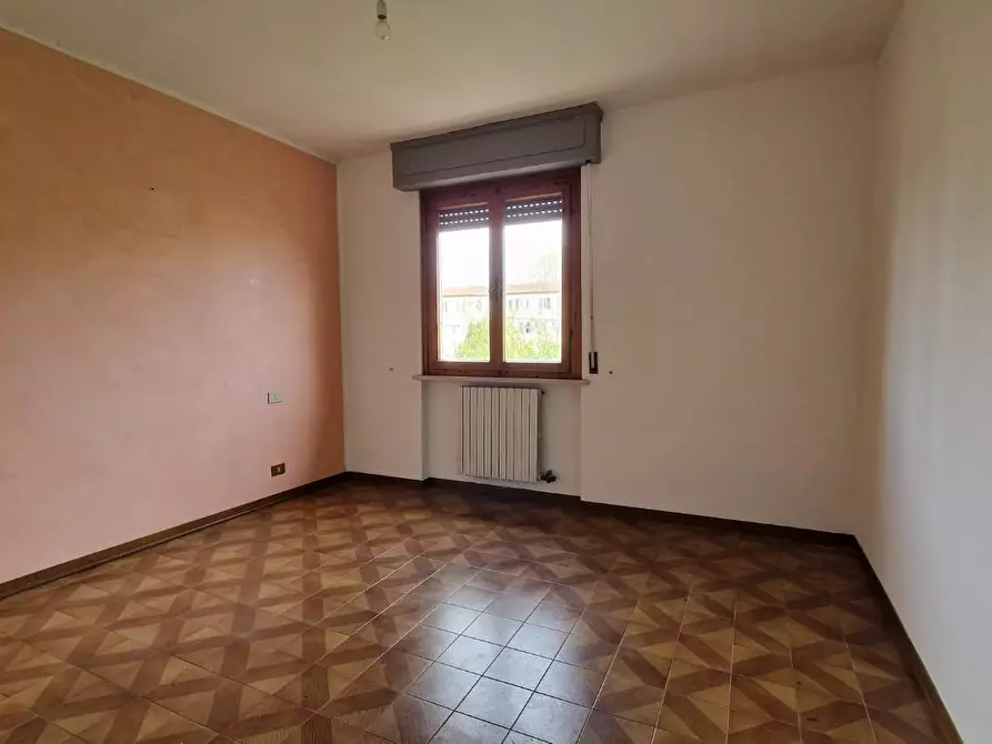 Immagine 12 di Appartamento in vendita  a Pisa