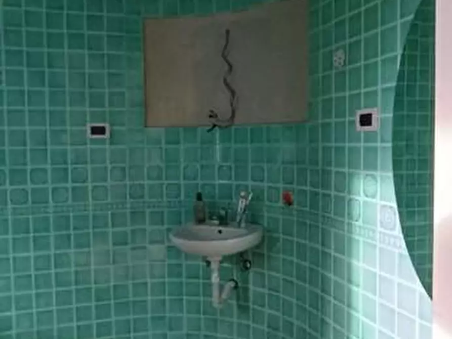 Immagine 35 di Casa semindipendente in vendita  a Castelnuovo Magra