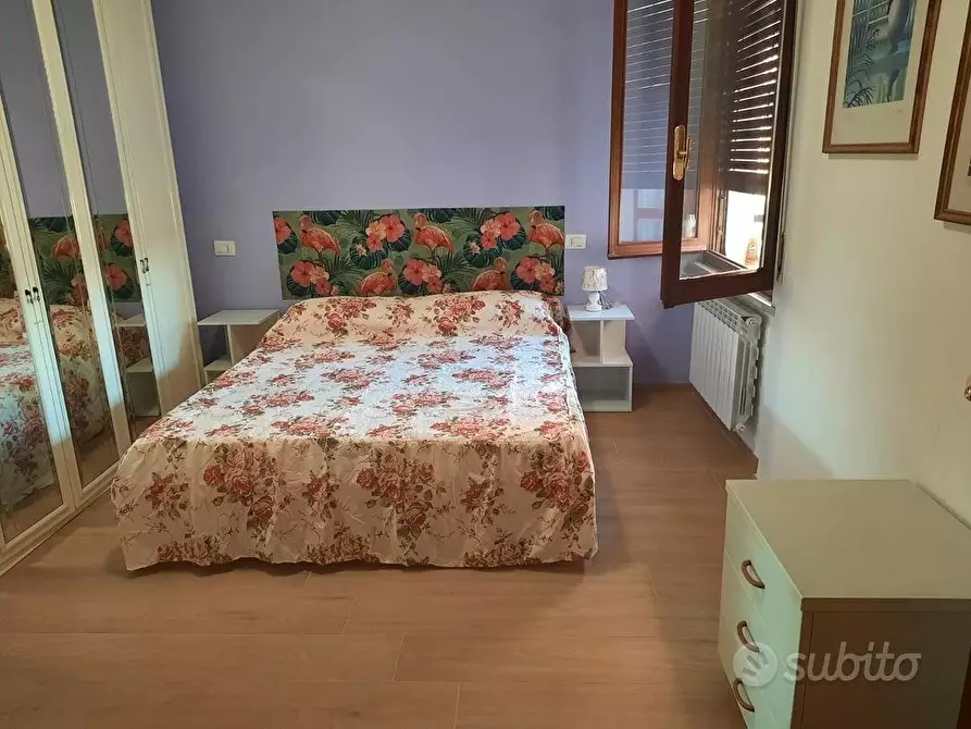 Immagine 8 di Appartamento in affitto  a Carrara