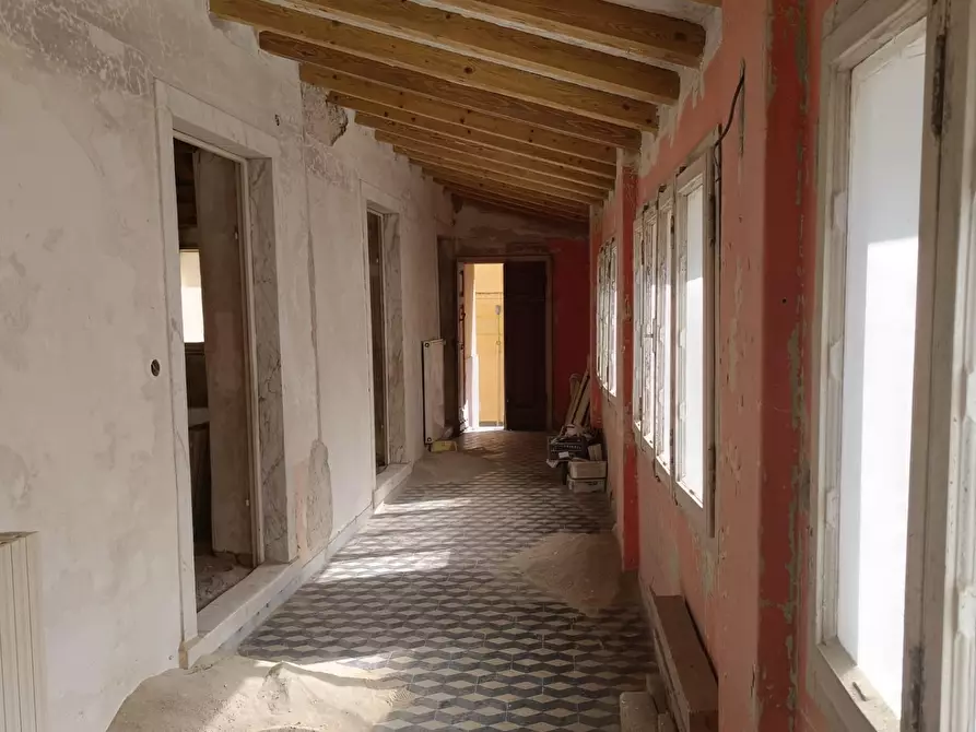 Immagine 5 di Casa semindipendente in vendita  a Carrara