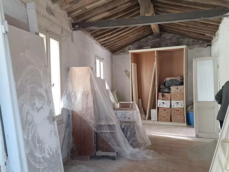 Immagine 9 di Casa semindipendente in vendita  a Carrara