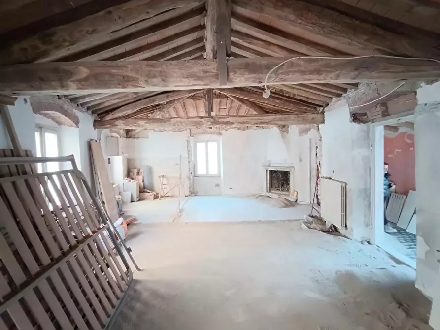 Immagine 4 di Casa semindipendente in vendita  a Carrara