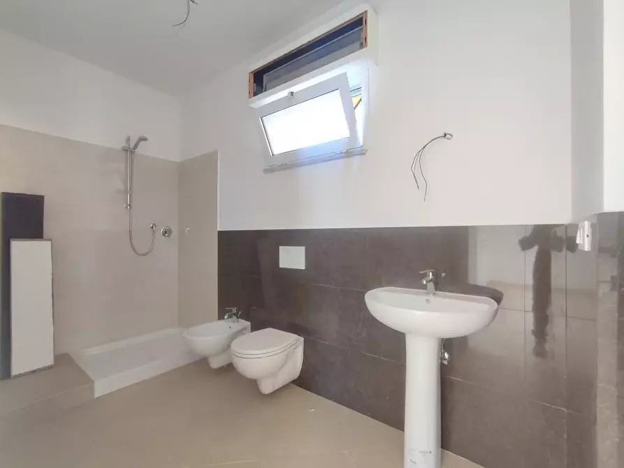 Immagine 7 di Appartamento in vendita  a Castelnuovo Magra