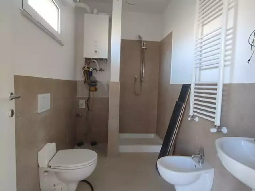 Immagine 32 di Appartamento in vendita  a Castelnuovo Magra