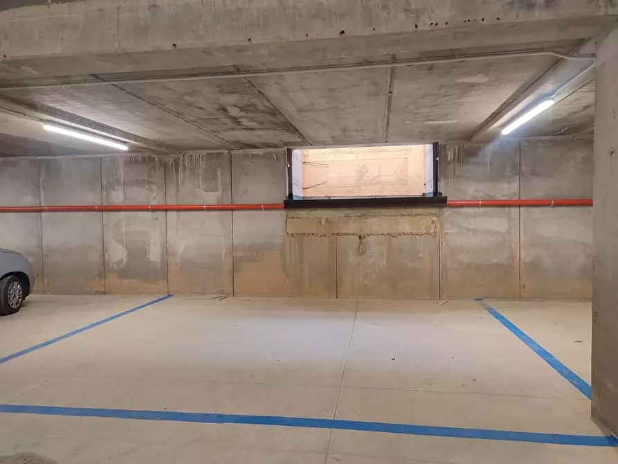 Immagine 17 di Appartamento in vendita  a Castelnuovo Magra