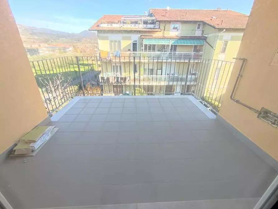 Immagine 41 di Appartamento in vendita  a Castelnuovo Magra