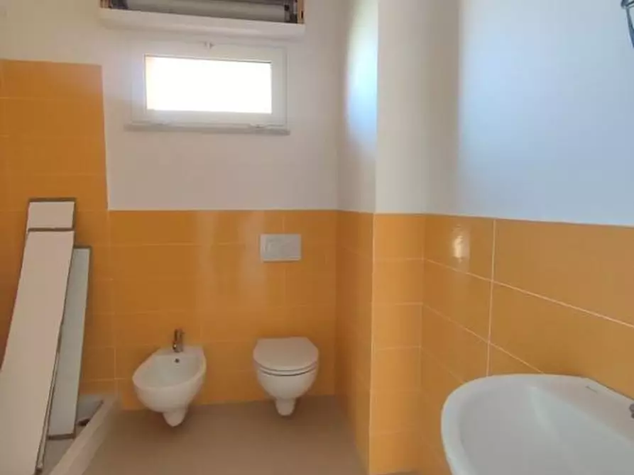 Immagine 24 di Appartamento in vendita  a Castelnuovo Magra