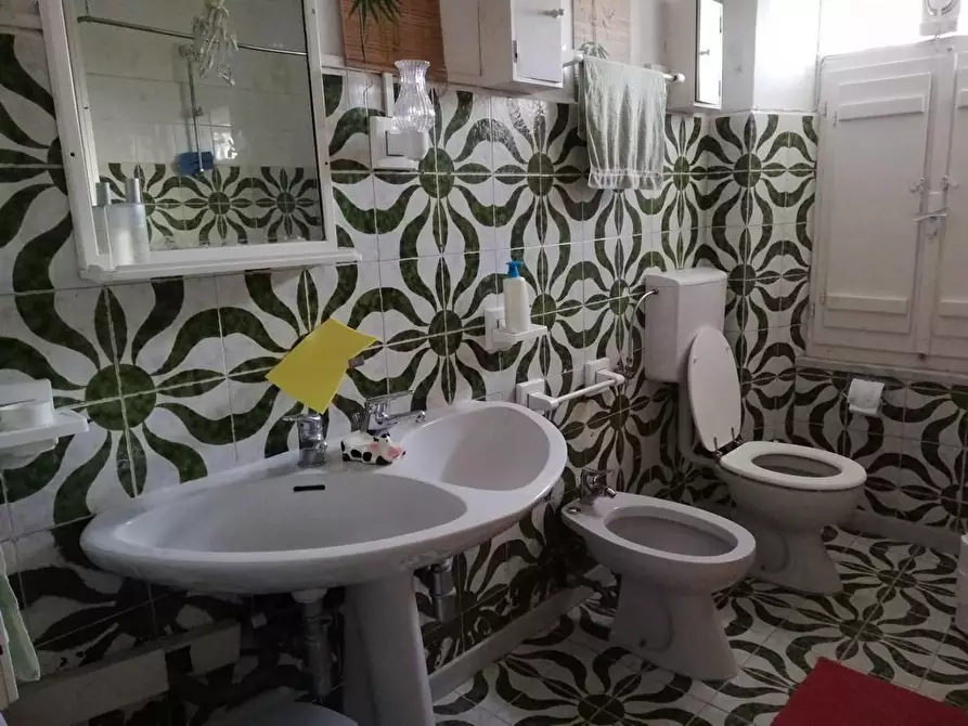 Immagine 34 di Casa indipendente in vendita  a Ortonovo