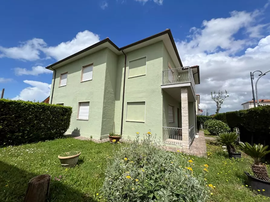 Immagine 34 di Villa in vendita  a Bibbona