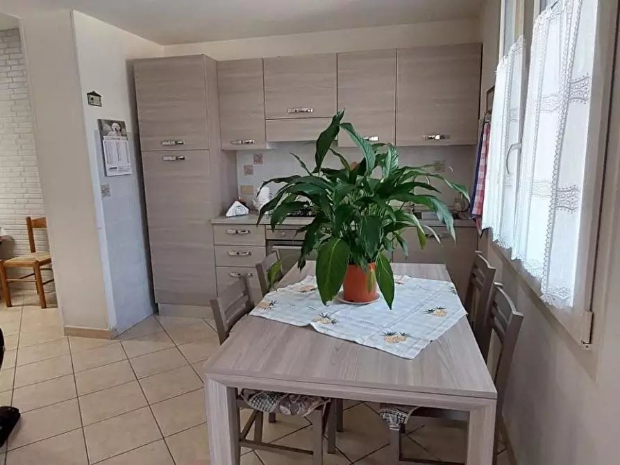 Immagine 13 di Villa in vendita  a Viareggio