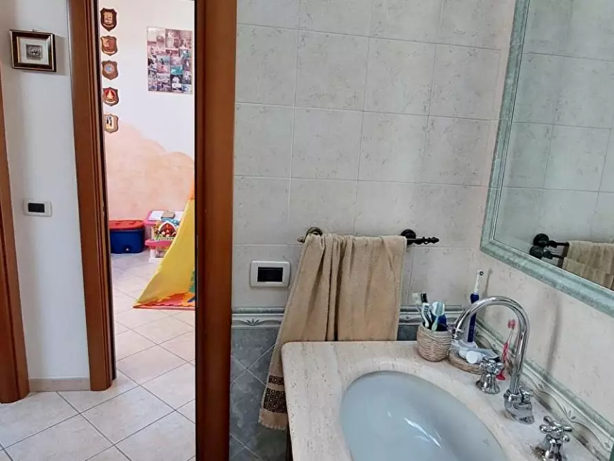 Immagine 95 di Villa in vendita  a Viareggio