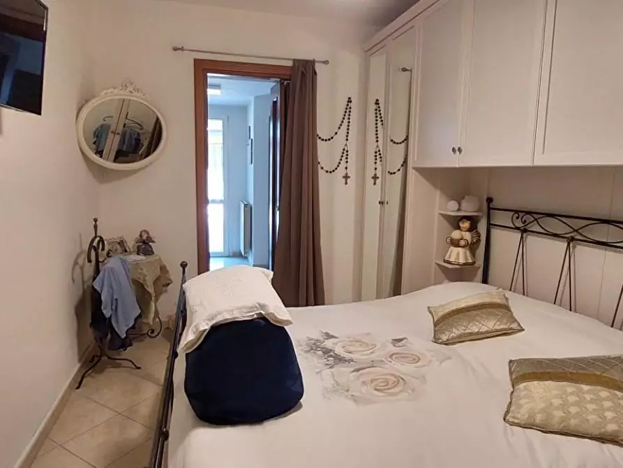 Immagine 18 di Villa in vendita  a Viareggio