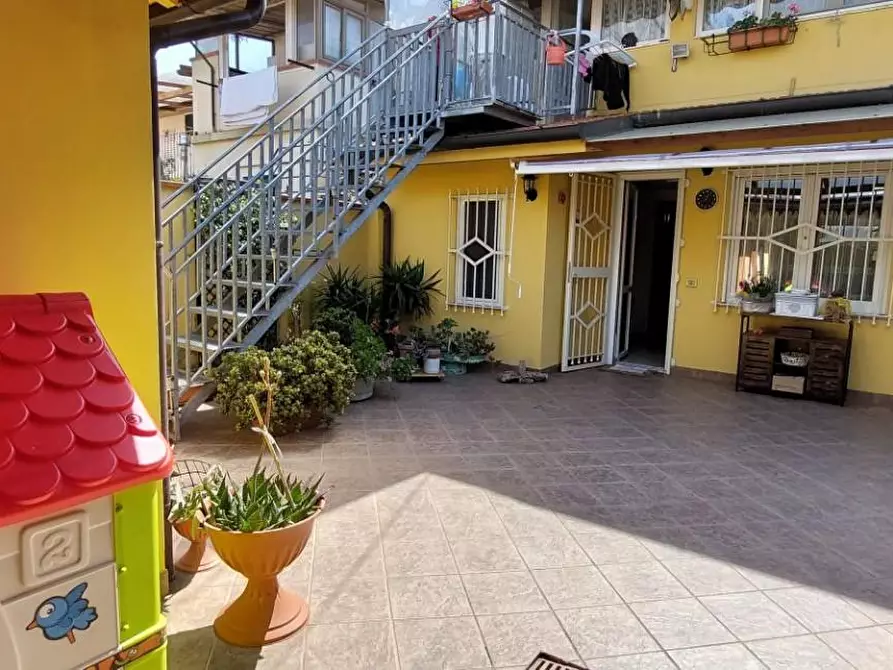 Immagine 39 di Villa in vendita  a Viareggio