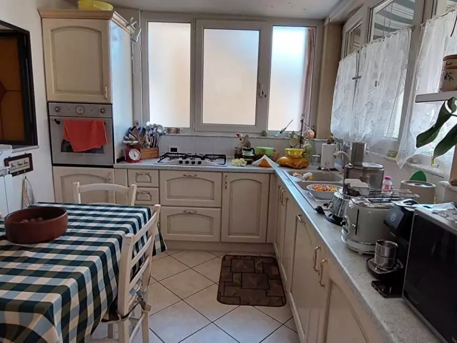 Immagine 63 di Villa in vendita  a Viareggio