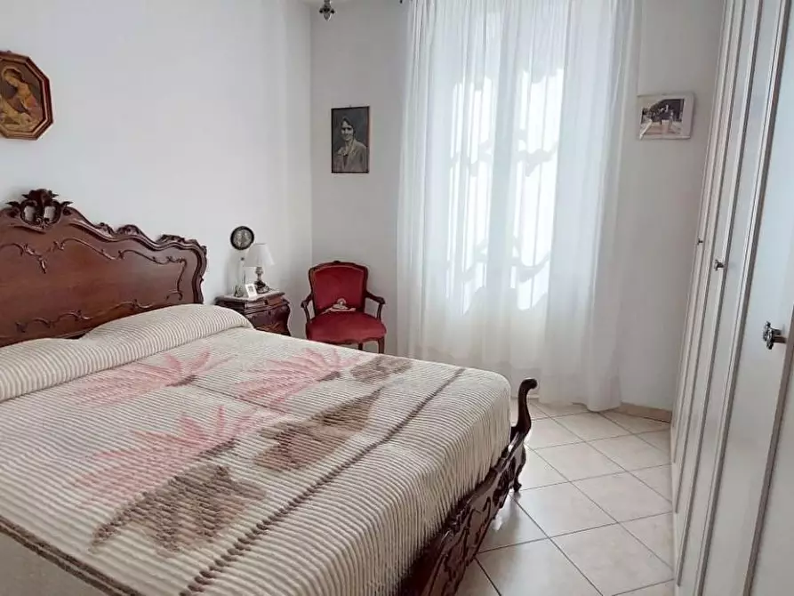 Immagine 20 di Villa in vendita  a Viareggio