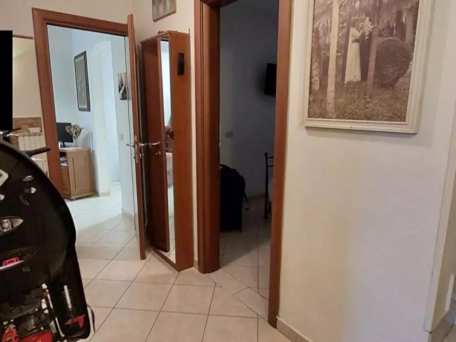 Immagine 51 di Villa in vendita  a Viareggio