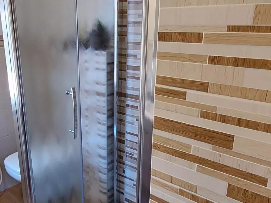 Immagine 28 di Villa in vendita  a Viareggio