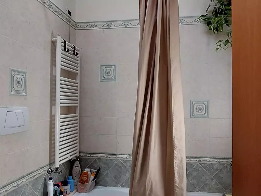 Immagine 88 di Villa in vendita  a Viareggio