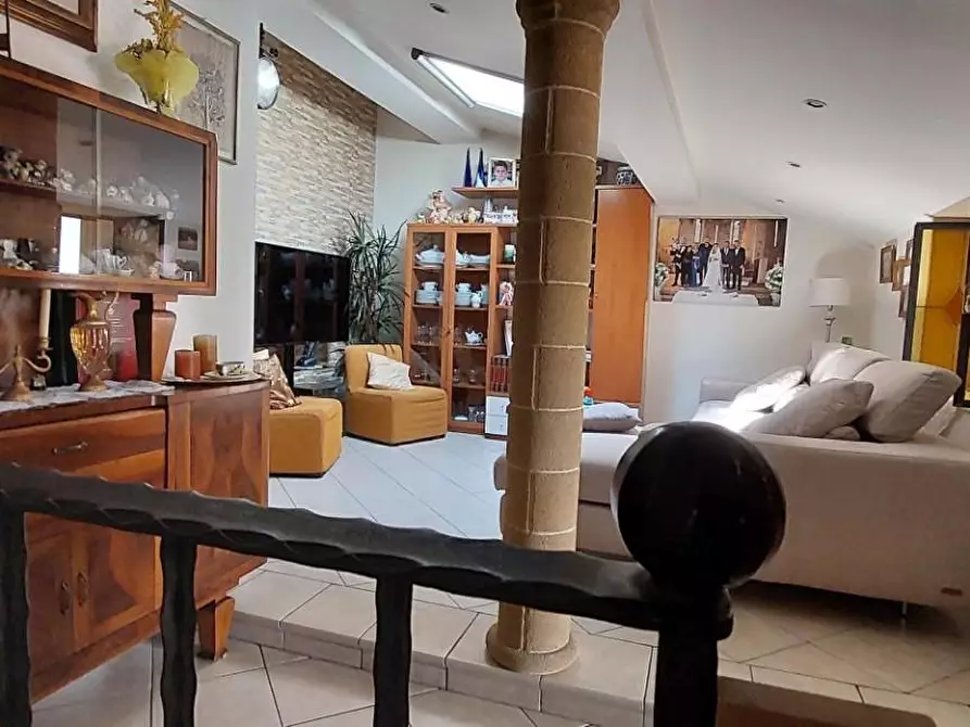 Immagine 55 di Villa in vendita  a Viareggio