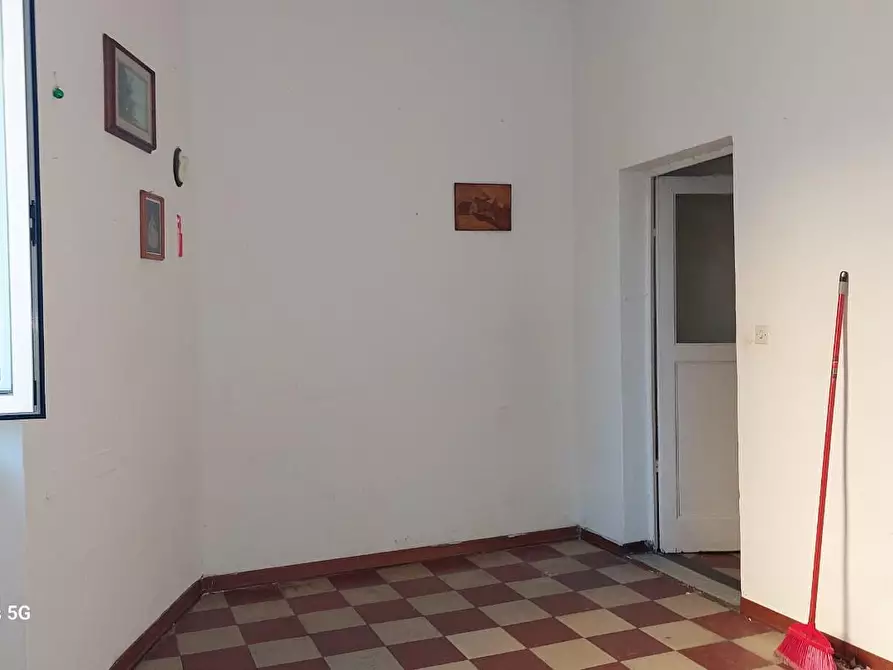 Immagine 5 di Appartamento in vendita  a Livorno