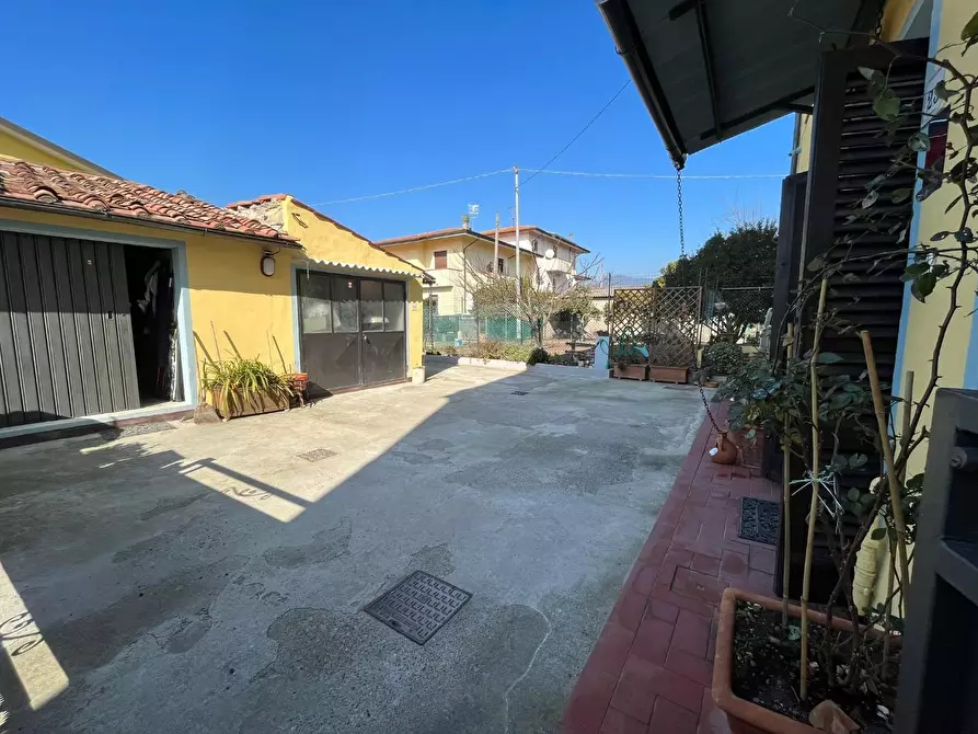 Immagine 27 di Terratetto in vendita  a San Giuliano Terme