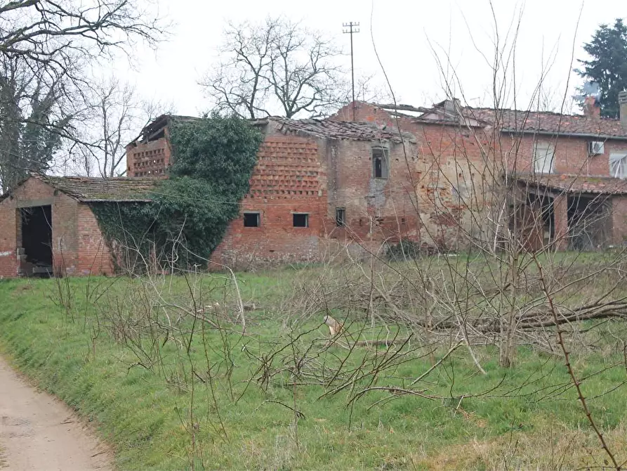 Immagine 2 di Casa colonica in vendita  a Castelfranco Di Sotto