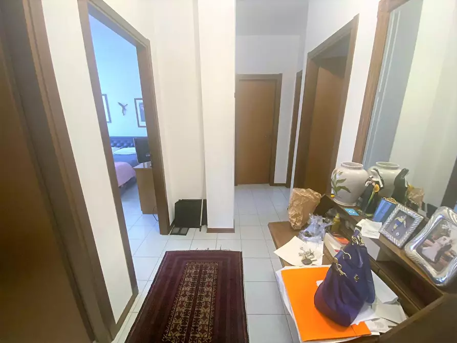 Immagine 10 di Casa bifamiliare in vendita  a Massa