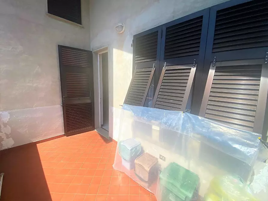 Immagine 8 di Casa bifamiliare in vendita  a Massa