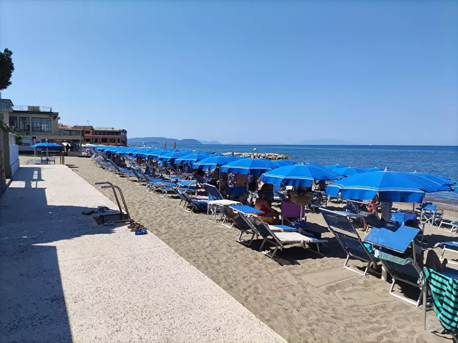 Immagine 12 di Appartamento in vendita  a San Vincenzo