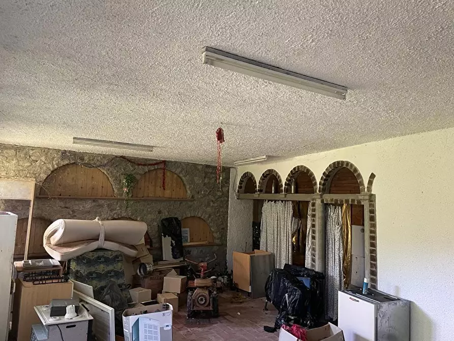 Immagine 29 di Casa semindipendente in vendita  a Villa Basilica