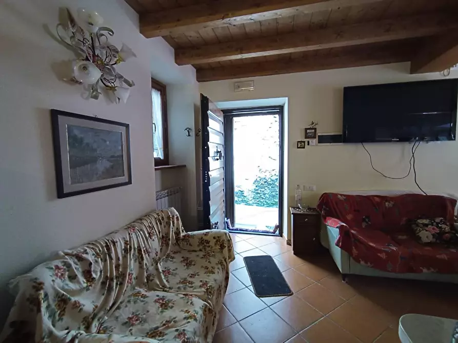 Immagine 10 di Terratetto in vendita  a Fabbriche Di Vergemoli