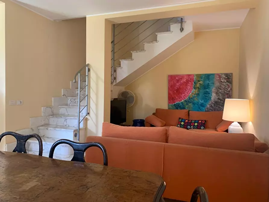 Immagine 10 di Porzione di casa in vendita  a Carrara